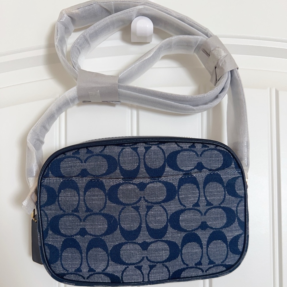 Coach Mini Jamie Camera Bag In Signature Chambray - Picture 6 of 7
